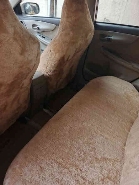 كورلا 2010نظيفه جداً سنويه 28 نقابه صفر السياره ماشيه 180الف بس الضرر جاملغ سكن أمامي تبديل مع تعديل بارد في الصندوق السياره بأسمي للاتصال ***********
