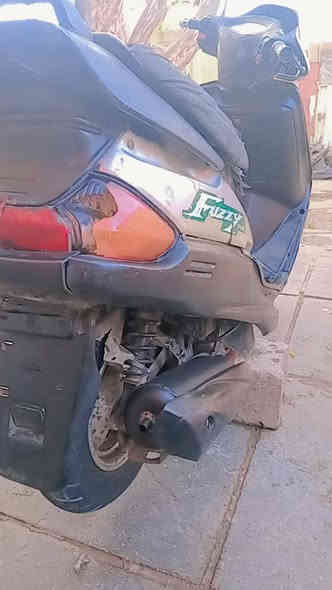 السلام عليكم .
دراجه فراشه للبيع ابيع كوم حديد بس هيه شغاله وكلشي مابيها بس اني اريد ابيع واساوي فلوس دراجه احسن منها السعر بــ 125 بيها مجال للشراي فقط متواجد واتساب او اتصال رقم الهاتف .***********
.
 
 .ملاحضه 

الي مو شراي لايكسر بسعرها 🫶
