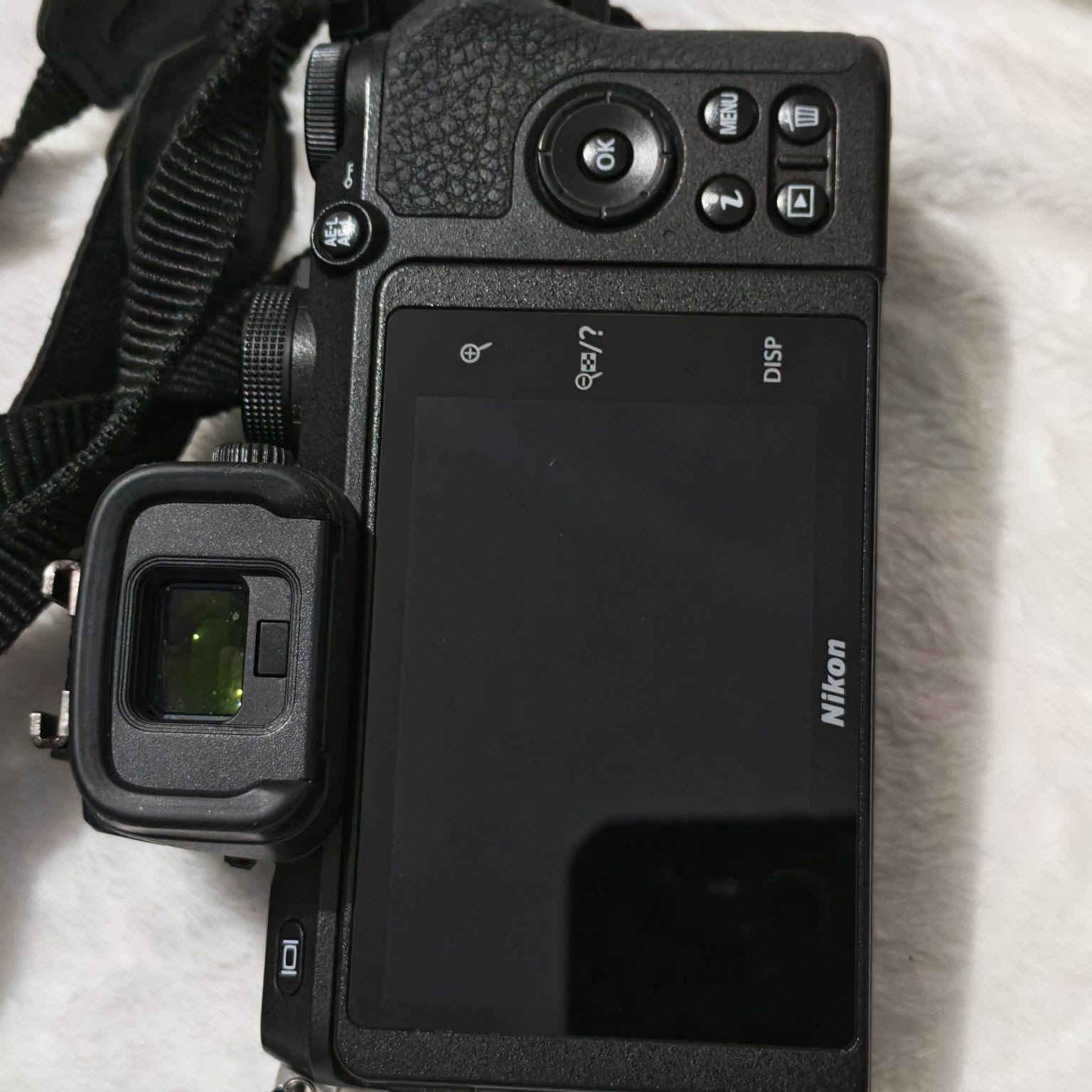 📸 للبيع: كاميرا بدي فقط Nikon Z50 بحالة ممتازة جدًا (شبه زيرو) استخدام شخصي خفيف
كاميرا قوية ومناسبة لعشاق التصوير وصناع المحتوى ، خفيفة وسهلة وفي نفس الوقت جودة صور احترافية 
 بدون أي خدوش أو عيوب نهائي ❌
 عدد الشتر: 9000 صورة فقط
معاها الكرتونة والشاحن الأصلي والبطارية


**إذا كنت صاحب هذا الإعلان وتريد حذفه لأي سبب، رجاءا أرسل رسالة إلى الدعم الفني**