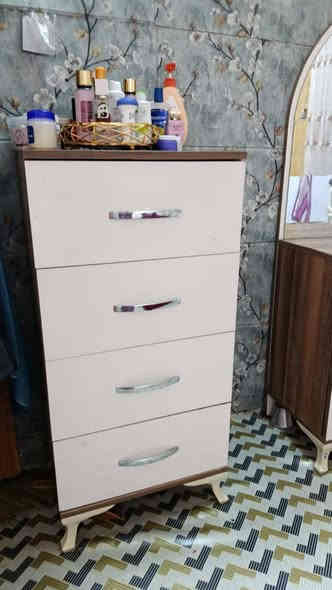 غرفه تركيه للبيع السعر 300 مكاني القبله ***********
