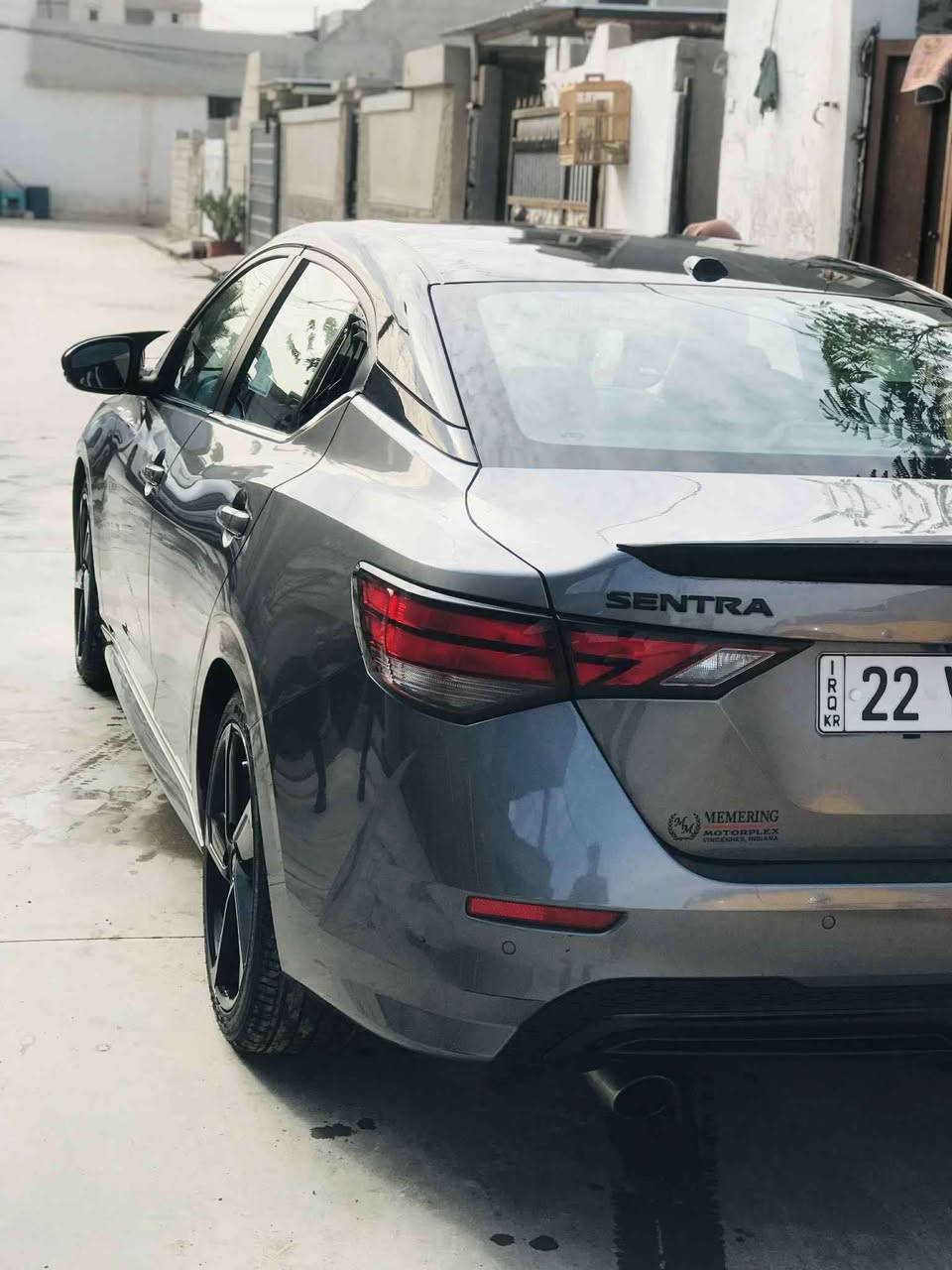 نيسان سنترا 2023 SR

• الصنف: SR

 • سعة المحرك: 2000

 بونيد شبر صبغ جامرلغ مبدل  

 • رقم السيارة: اربيل 

 • اللون: نفطي  مع سقف أسود 

 • الداخلي: اسود

السعر: مناسب اتصل 

المواصفات :

 • مصابيح أمامية زينون

 • كشافات زينون

 • تشغيل بصمة

 • بصمة أبواب

 • ستيرن هزاز 

 • نظام Apple CarPlay واندرويد اوتو

 • كاميرا خلفية

 • كاميرا أمامية (نظام مساعدة البقاء في المسار)

 • رادار أمامي

 • رادار خلفي للوقوف المفاجئ

 • حساسات للمرايا الجانبية

 • نظام تحديد المسار

 • قيادة شبه ذاتية

 • تحكم المقود فوول

 • مثبت سرعة

 • حجر بيئة بلاد

بيع او مراوسه 

السعر ‼️ علق بتم يجيك السعر بالخاص ‼️

مكاني كركوك 

***********
