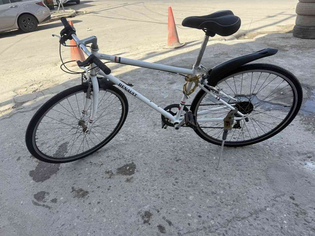 بايسكل c700  ماركةRENAULT للبيع
نظافه 95%
مكفول من كلشي
ملاحظة/كلشي اصلي ما ملعوب بي 
السعر /150الف وبي مجال بسيط


**إذا كنت صاحب هذا الإعلان وتريد حذفه لأي سبب، رجاءا أرسل رسالة إلى الدعم الفني**