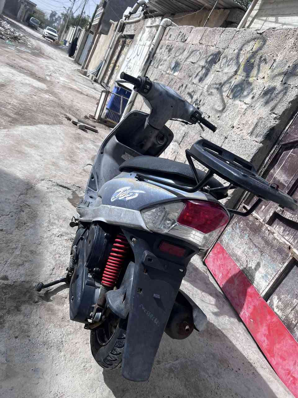 .
ماكس منغولي 
دراجه كلها ع البلاد 
مكان الشعب 
سعر 650
***********
