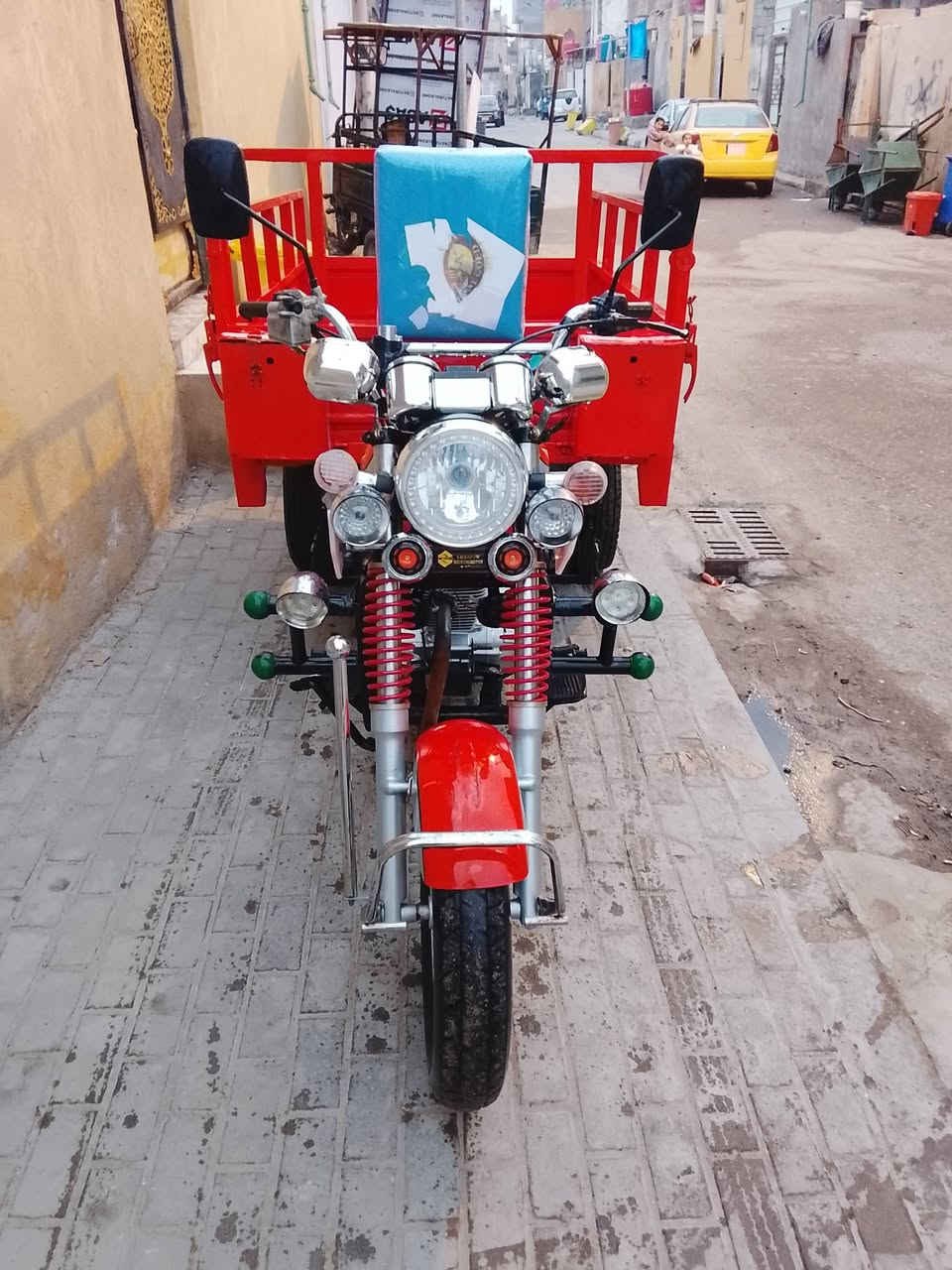 ستوتة سوبر متيار موديل 2019 تعمير خمسة وعشرين وراق السعر مليون سبعمائة وبية مجال  العنوان البصرة الحياني شارع التميم ***********
