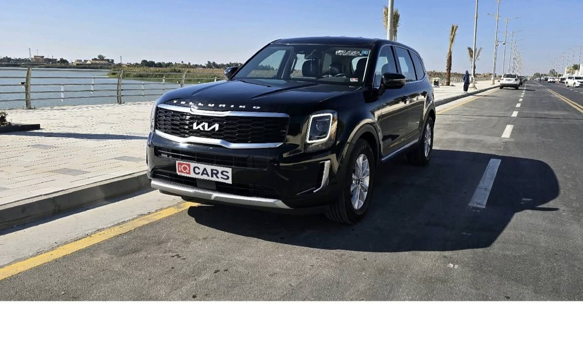 سلام عليكم 
كيا تيلورايد 2022 فئة Lx وارد امريكي  رقم بغداد رقم دولي تحويل مباشر
السياره حادثها دعاميه جنطه فقط يعني البك لايت نفسه والجامه نفسها ما مضرره وسرقة جاملغ جهة الصدر والدعاميه وثنينهن مبدلات نفس اللون بدون صبغ مؤسسه 
والباقي كفاله عامه 
مكفوله كير مكينة تبريد مكفولات السياره فول مواصفات عدا البنوراما مواصفاتها
بصمه 
اشاير بالمري +شفط
رادارات اماميه وجانبيه
توقف ذاتي
تحديد مسار
شاشة كار بلي +كامرة
كشنات جلد 
7راكب وبعد بيها مواصفات 
ماشيه 64 الف
تبريد 3 قطع سياره كامله مابيها اي نقص مكانها واسط الكوت السعر250 وبيه مجال للاستفسار اكثر  ***********
