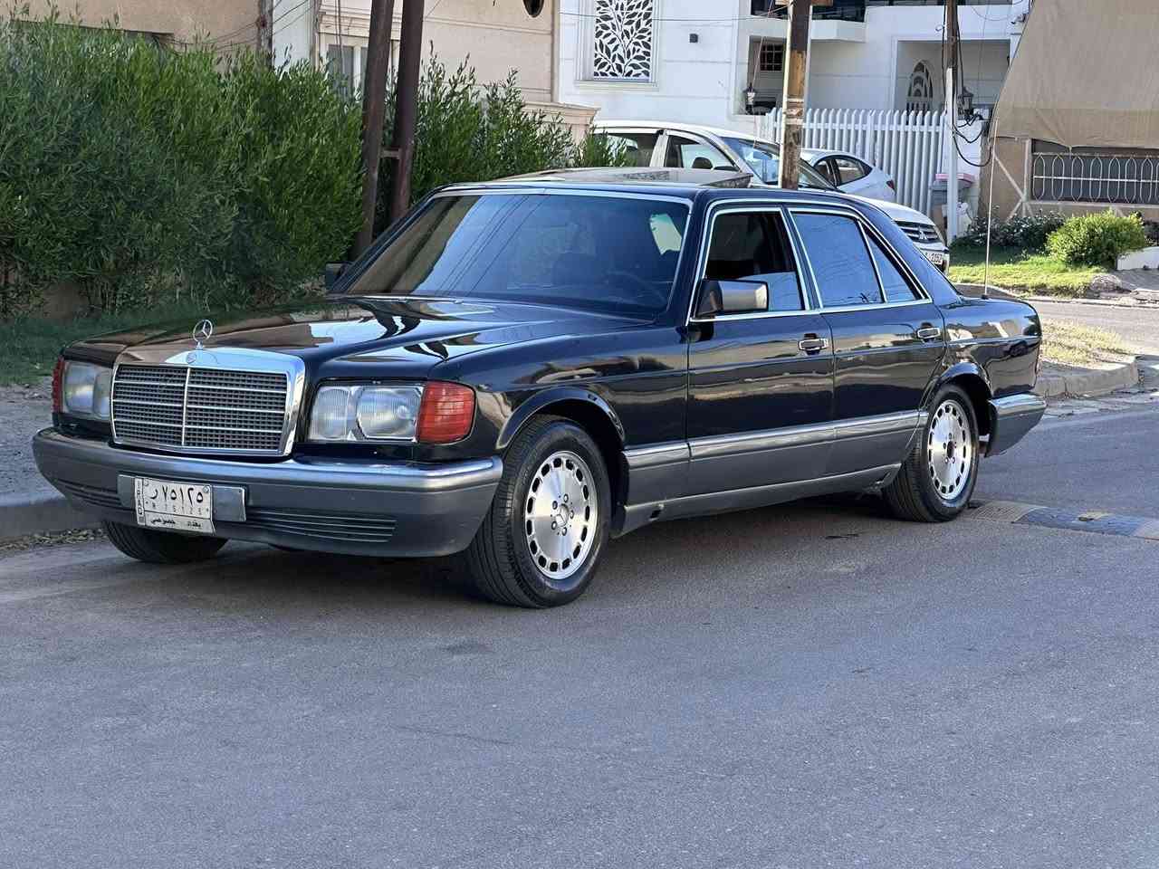 سلام عليكم
للبيع مارسيدس جامبو 300SE موديل 1990 

محرك بلادي 6 سلندر قبق اسود كير اوتماتيك 

تبريد شغال مبدل منضومه جديده حماوه ثابته 

صدر كلش حلو تخم تاير كهربائيات كلها شغاله

منضومت بانزين كلها مبدله من التانكي الى المحرك

سياره معمره بل جديد صبغ فرا بدون ضرر بدون تبدل

سيارت فول مواصفات كلش حلوه ومال جناي نضيفه 

السعر 63 ورقه وبي مجال للشراي العنوان بغداد حي الجامعه 

***********.  ممتواجد ع النت الشراي يتصل
