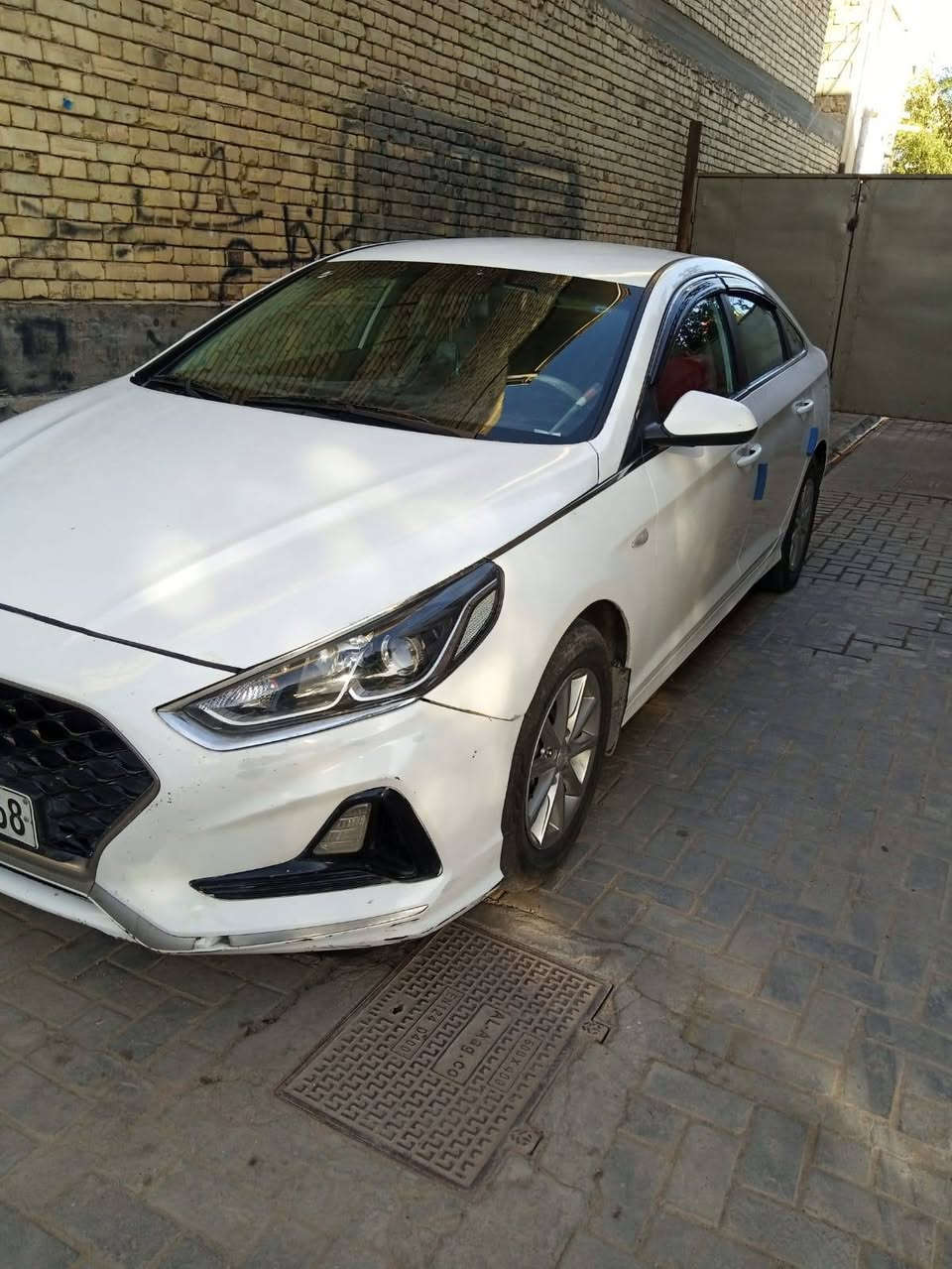 السلام عليكم سيارة سوناتا وارد كوري
2020 للبيع فقط مبدل بيها جاملغ وبنيد رقم سليمانية تريد وكالة تريد مداور  سعر 135 وبيها مجال مكاني بصرة كرمة علي 

*********** البصرة, العراق
