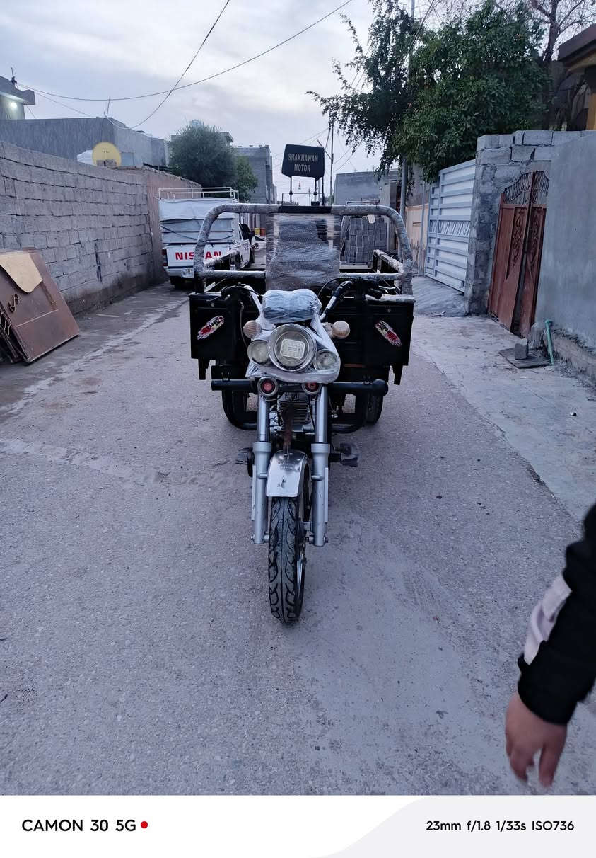 للبيع ستوته جمره فحل عالي شاخوان موديل 23ستوته ابلاديه منفيس وبليته ركبه شرط سعرمليون 575بي مجال بسيط مكان ستوته ديالى جلولاء اذا شراي خابر ***********
