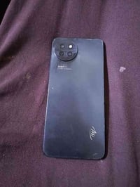 جهاز itel S23 ذاكره 256 مبدل شاشه وكاله سعره 90 بي مجال حك جيه بغداد ا...