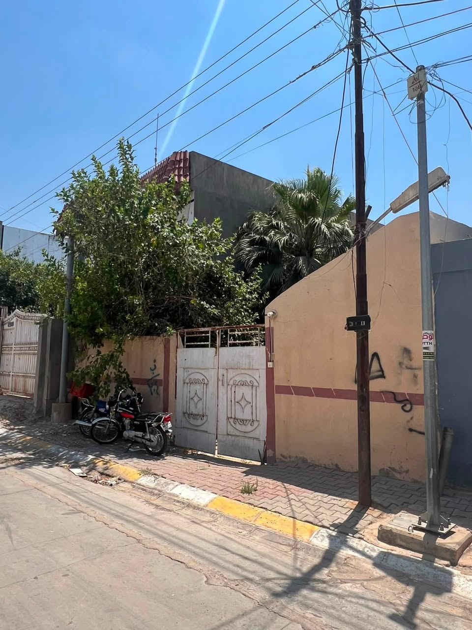 دار قديم  للـبـيـع   🛤️🏦طـابـو

الموقع/شارع علي بطاقه فرع مدير شرطه 

مساحة 180 متر /20x9

لاستفسار مرجعة مكتب الجوهرة لعقار 📍

مقابل عمارة الحافظ 🏫 

☎️0️⃣7️⃣7️⃣2️⃣2️⃣0️⃣2️⃣2️⃣5️⃣3️⃣4️⃣📞.
