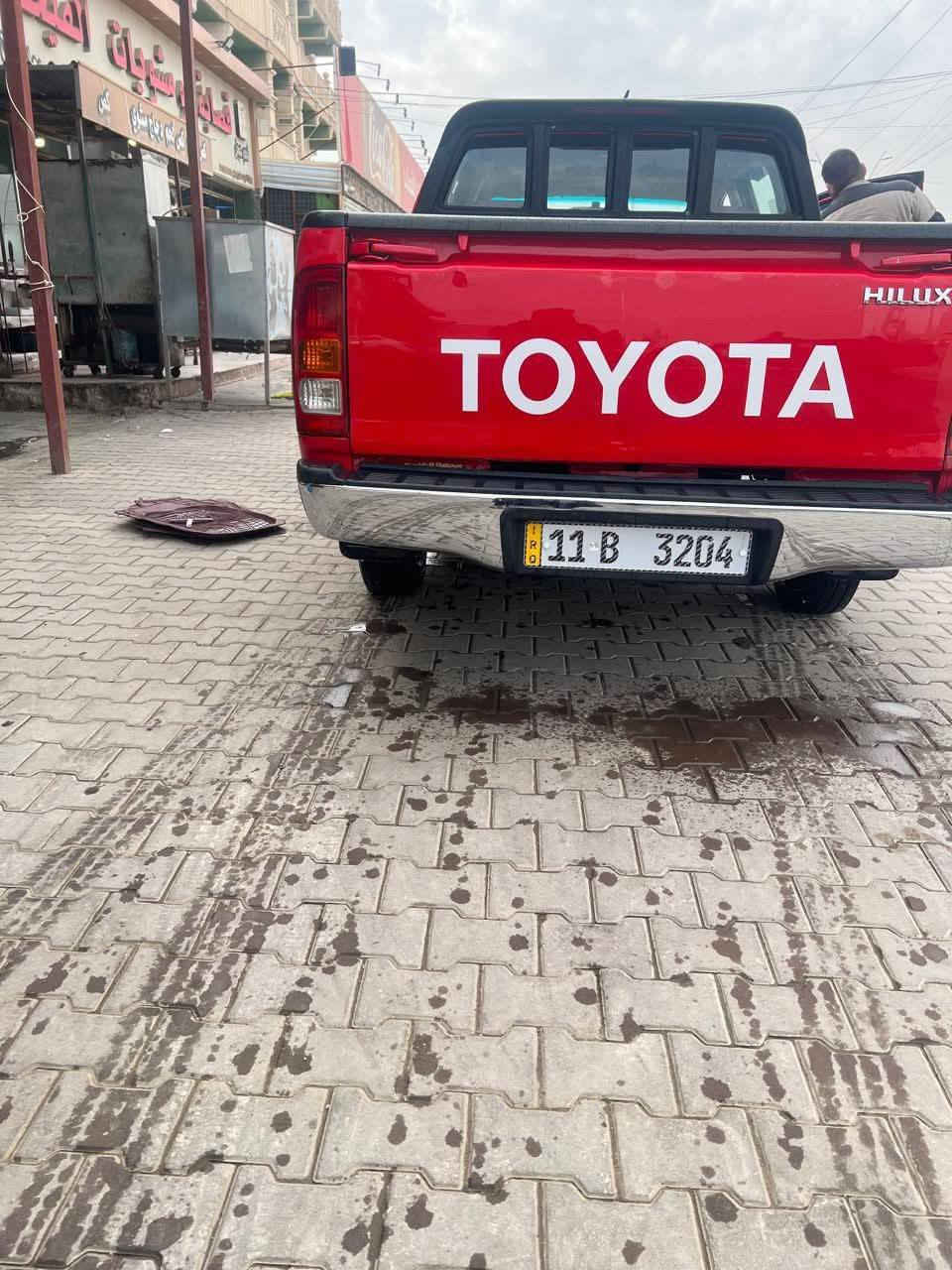 ‏ السلام عليكم
‏للبيع عذاري موديل 2011 بيه صبغ صفحة بدون دواخل
‏مكينة شرط لا تنقيص ولا تبخير كير عادي + جام أوتو + تخم تاير + صدر امامي خلفي شرط + تبريد ثلج + تدفئه 
‏السيارة حلوه وجاهزه من كل شيء ما بيه أي نقص بيه دفتر بانزين 
‏رقم بغداد الدولي الجديد سنوية جديدة وهزه جديده 
بأسمي يعني شرط تحويل 
‏السعر 144 وبيها مجال للشراي
‏الاستفسار ***********
