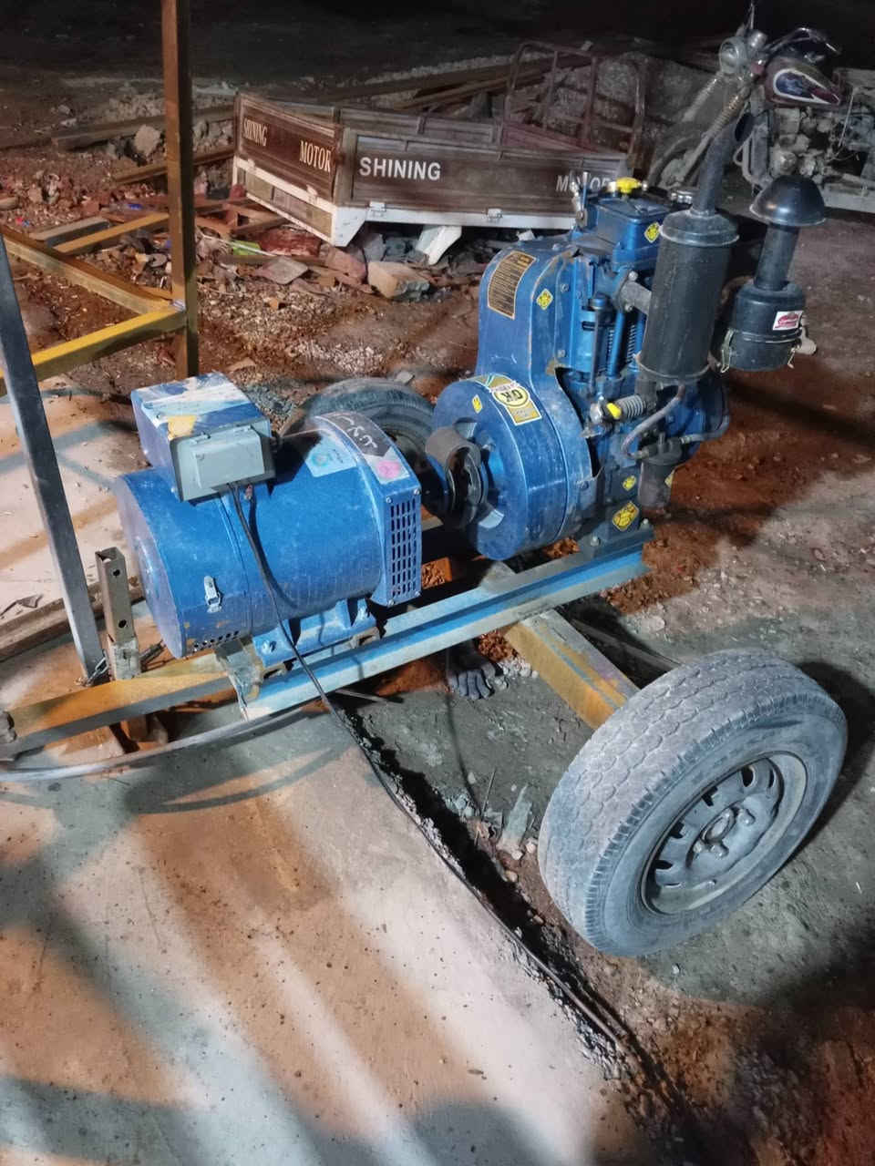 مولد هندي المحرك 12 حصان رأس التوليد 10 k
مولد جديد الساعات المشتغله 12 ساعه الرقم
***********
