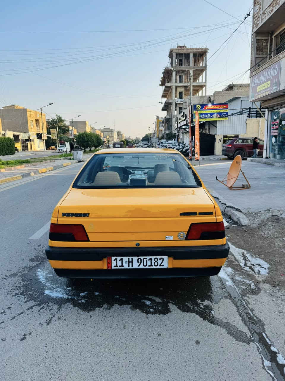 السلام عليكم للبيع بيجو موديل 2017  سنويه لل2028 سياره مكفوله من اي ضرر ومكينه جديده تخم تاير جديد وسياره باسمي شراي يتصل ع رقمي بدون احراج 
السعر 65 بيه مجال اتصال 
***********
