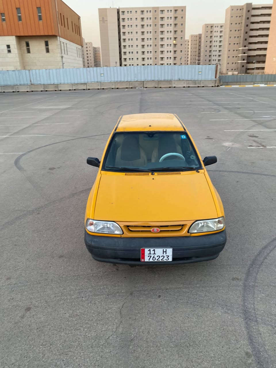 سايبة مديل 2021 
سياره مرتبه تبريد منضومه جديده 
بيها حزام صبغ وحادثها بجم  والكير نمره ثانية مرات تفلت 
سياره بسمي تحويل ثاني يوم 
سعر 35  وبيها مجال 
متواجد واتساب ***********
