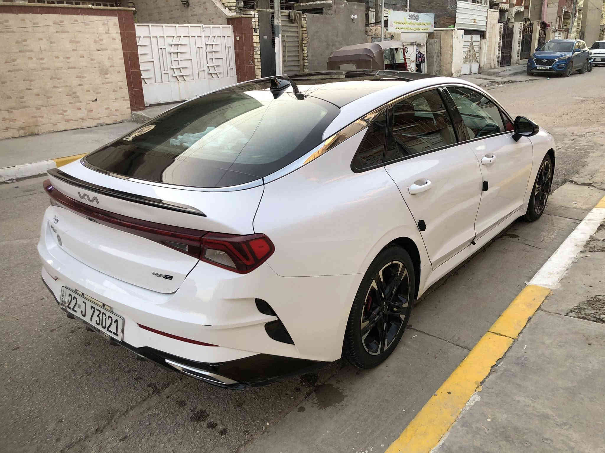 السلام عليكم من رخصة ادارة الكروب 

كيا K5 الفئه مالته جيتي لاين موديل 2022

صور الضرر مرفقه حادث بسيط 

جاملغ امامي ايسر + جزء من الدعامية 

ماشية 31 الف كيلو متر حقيقي 

السيارة فول مواصفات معروفه مواصفات 

((الجيتي لاين )) السعر ب 185 ورقه 

مكاني / بغداد / الرصافه / 

رقمي ***********  وبي واتساب .
