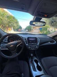 ماليبو ٢٠١٩ نظيفة جداً مكينة وتبريد وكير  مكفولات وضررها مثل ما موضح ب...