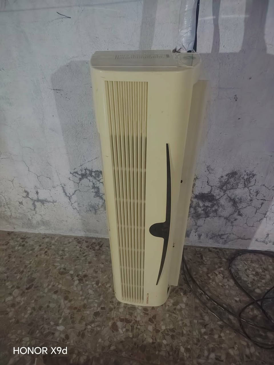 والسبلت طنين جنرال الباب الاول نظيف فول على فحص كله كامل 400وبيه مجال


**إذا كنت صاحب هذا الإعلان وتريد حذفه لأي سبب، رجاءا أرسل رسالة إلى الدعم الفني**