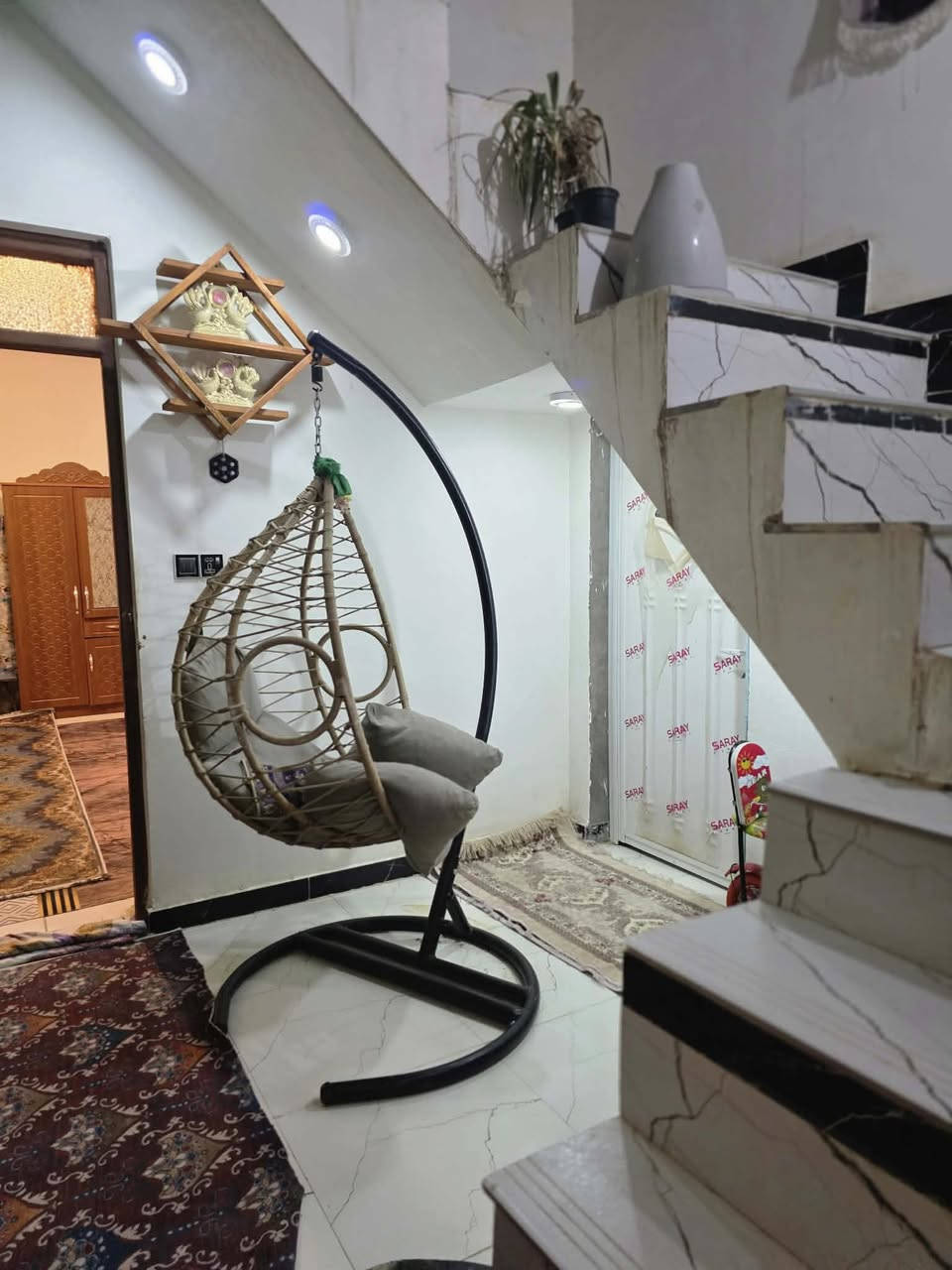 بيت زراعي المساحه 140 ركن طابوك كونكريت بناء جديدسوق الشيوخ حي الشموع نزلة القائم مقاميه  غرف عدد 2 + ديوانيه + هول + مطبخ + صحيات داخليه وخارجيه مناور عدد 2 
الطابق الثاني هيكل فرمستون 🏡.
السعر مع مجال ان شاءالله 80 مليون 
للاستفسار اكثر تصال ***********
للاستفسار اكثر زياره المكتب في الشموع ع شارع العام مقابيل مدينه العاب ال شنون قرب صيدليه انمار راشد مكتب المستقبل للعقار
