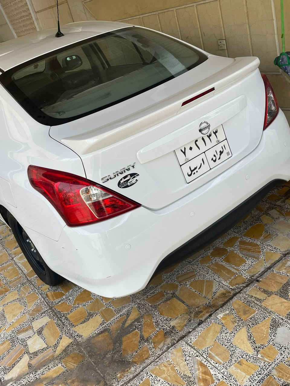 السلام عليكم
نيسان صني 2022 مكفولة 
ماشية 153 الف 
سعرها ب 105 
***********
