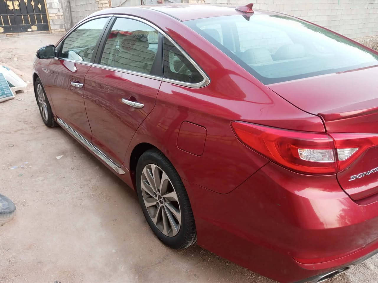 السلام عليكم سوناتا للبيع موديل 16
فول مواصفات فئه سبورت محرك 2400
امريكي سياره جاهزه خير من الله سعر خاص
الرقم الهاتف ***********
