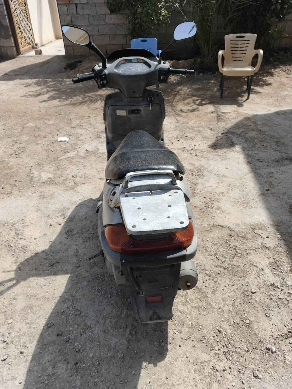 متاح دراجة فراشة للبيع كايمه و نقصها باتري ابيع كوم حديد سعر 175 مكان بعقوبة ناحية العبارة قرية عبد الحميد ‏‪***********‬‏
