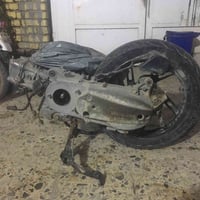 محرك بيسي اكس (150)مجفتة  مرة واحدة شغال سعر (400)رقمي ///07711210026