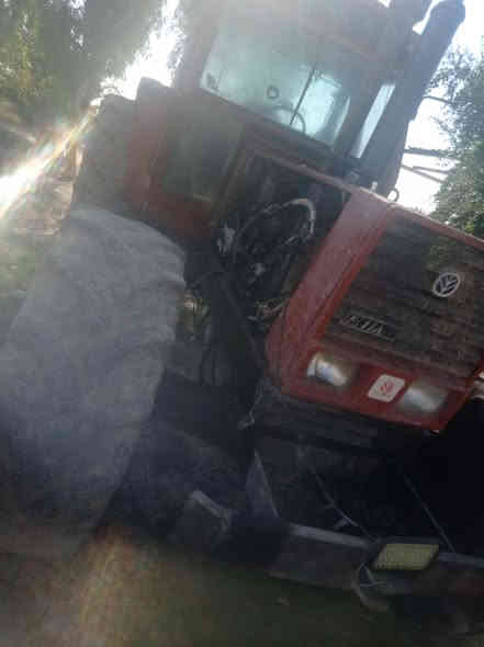 السلام عليكم 
مكينه فيات حجم 1580 محرك 160 سوبر مكفوله عام وياهه فدان 16 رباعي ودسك 24 دفاعي و شيزل ابو سبعه و معدلان رقم واسط تحويل ثاني يوم العنوان واسط للاستفسار *********** واتساب موجود
