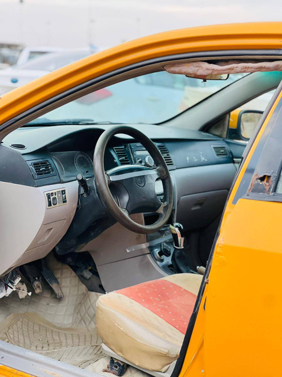 السلام عليكم
جيلي موبل 13 للبيع فقط بدون مراوس مكينه وكير شرط الكفاله كورلا صار 6 أشهر من شديته ترايك وين ما يعجبك حداديه صدر واخير 70 بالميه بييها نواقص بسيطه كهربائيات كله شغال
رقم انكليزي خط وبحث مصفره سنويه لل2030
غرامات مصفره هيئه عليها 12 الف فقط
السعر 37 وقابل للتفاوض
*********** اتصل وبيك خير وتدلل
