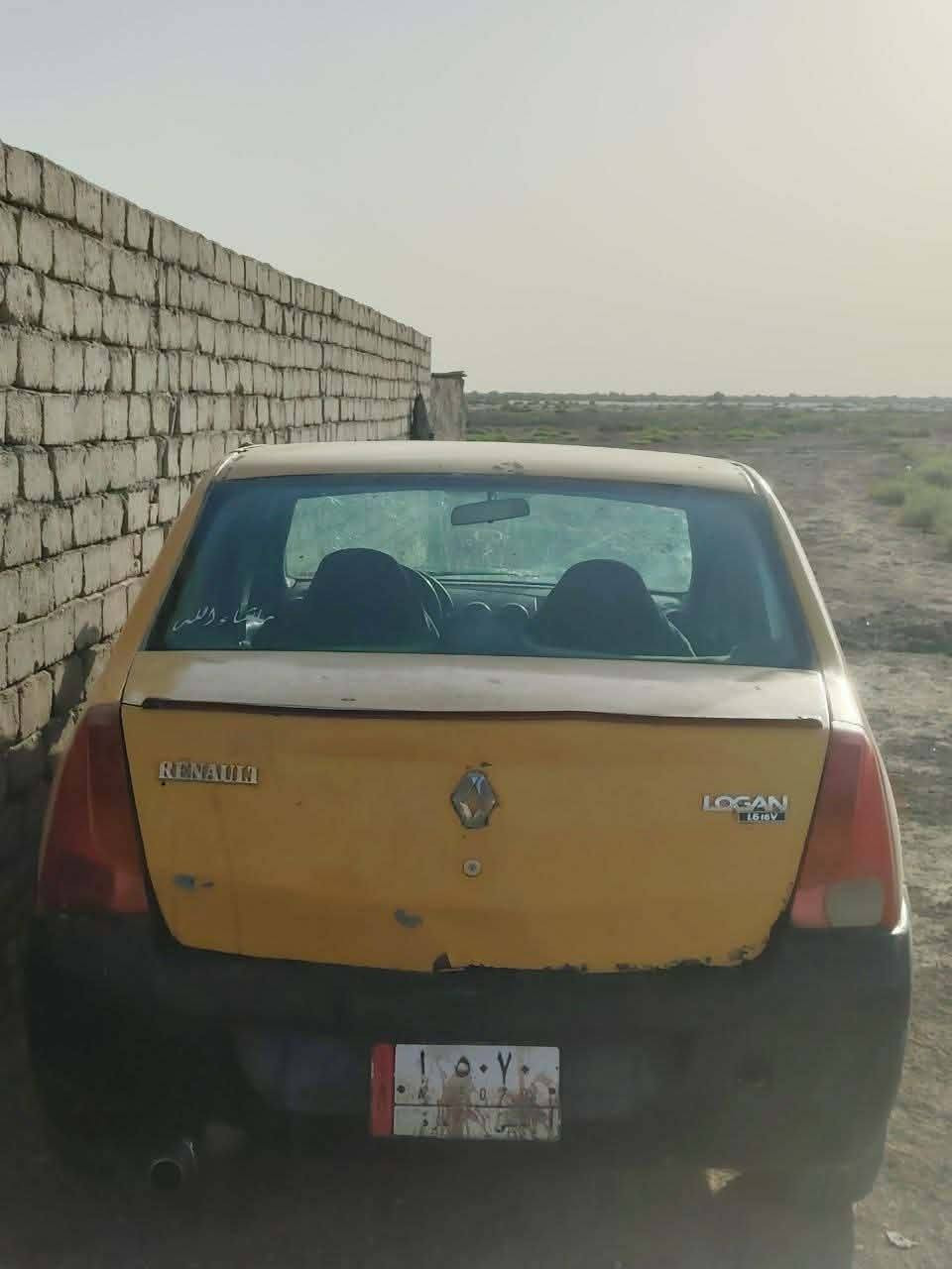 سلام عليكم سياره رينو لبيع موديل ٩ محرك بيخر حداديه جديده سنويه نافذه سعر ٢٠ وبيه مجال ‏.          ‪***********
