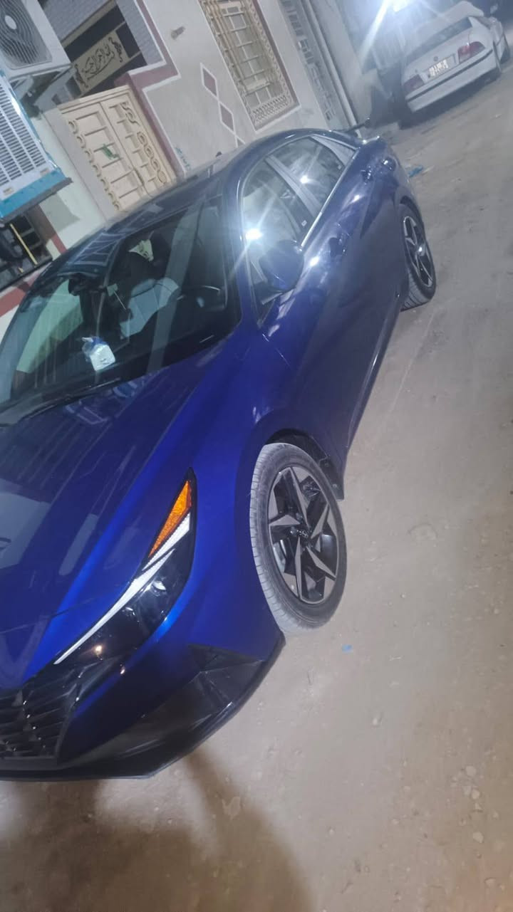 النترا وارد امريكي بدون حادث ( دعامية الامامية فقط) 
بدون غرق
 موديل 2023 لمتدد
 السياره جاهزه من مكينه كير حداديه تبريد
السيارة  فول واحد على واحد 
عنواني الناصريه - شارع 20

الاتصال ***********
