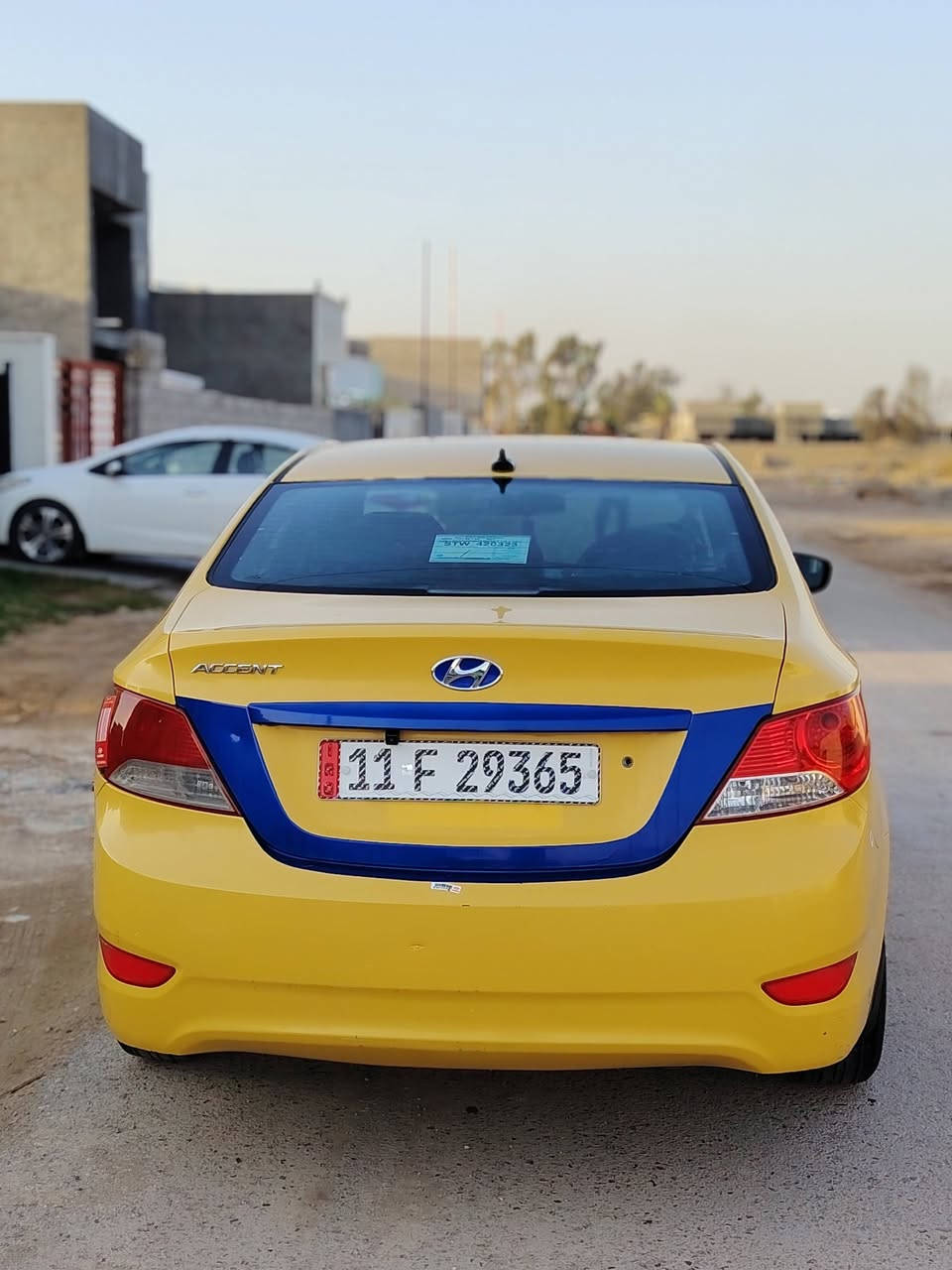 سلام عليكم اكسنت 2014 رقم بغداد بسمي سياره ضرر موضح بصوره رقم تلفون  *********** السعر 86 بيه مجال
