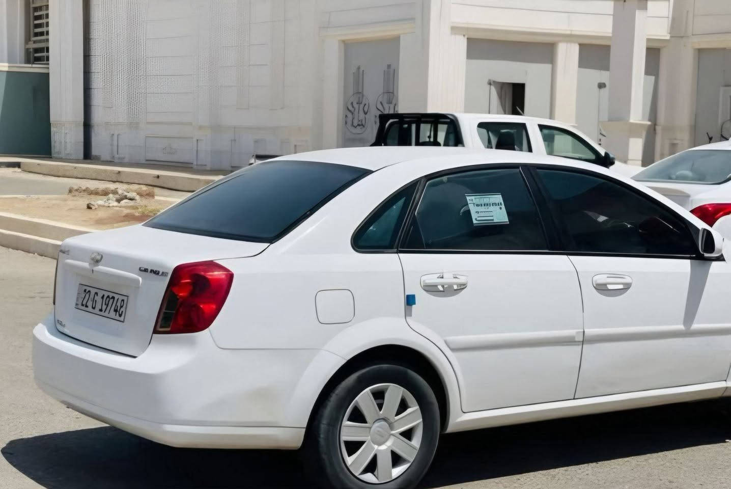 السلام عليكم ورحمة الله
اوبترا 2010 لون ابيض السيارة رقم شمالي باسمي تحويل ثاني يوم كير محرك كهربائيات كلها شرط السيارة مكفولة عدا قطعتين السيارة مال جناي بيها شاشة و كامرة خلفية وزنون عالي و ناصي و تحكمات بالستيرن السعر 78 ورقة وبي مجال بسيط للشراي مرفقه صورة سونار السيارة : 

رقمي : ‭0776 337 1904‬ 

العنوان : صلاح الدين - قضاء العلم
