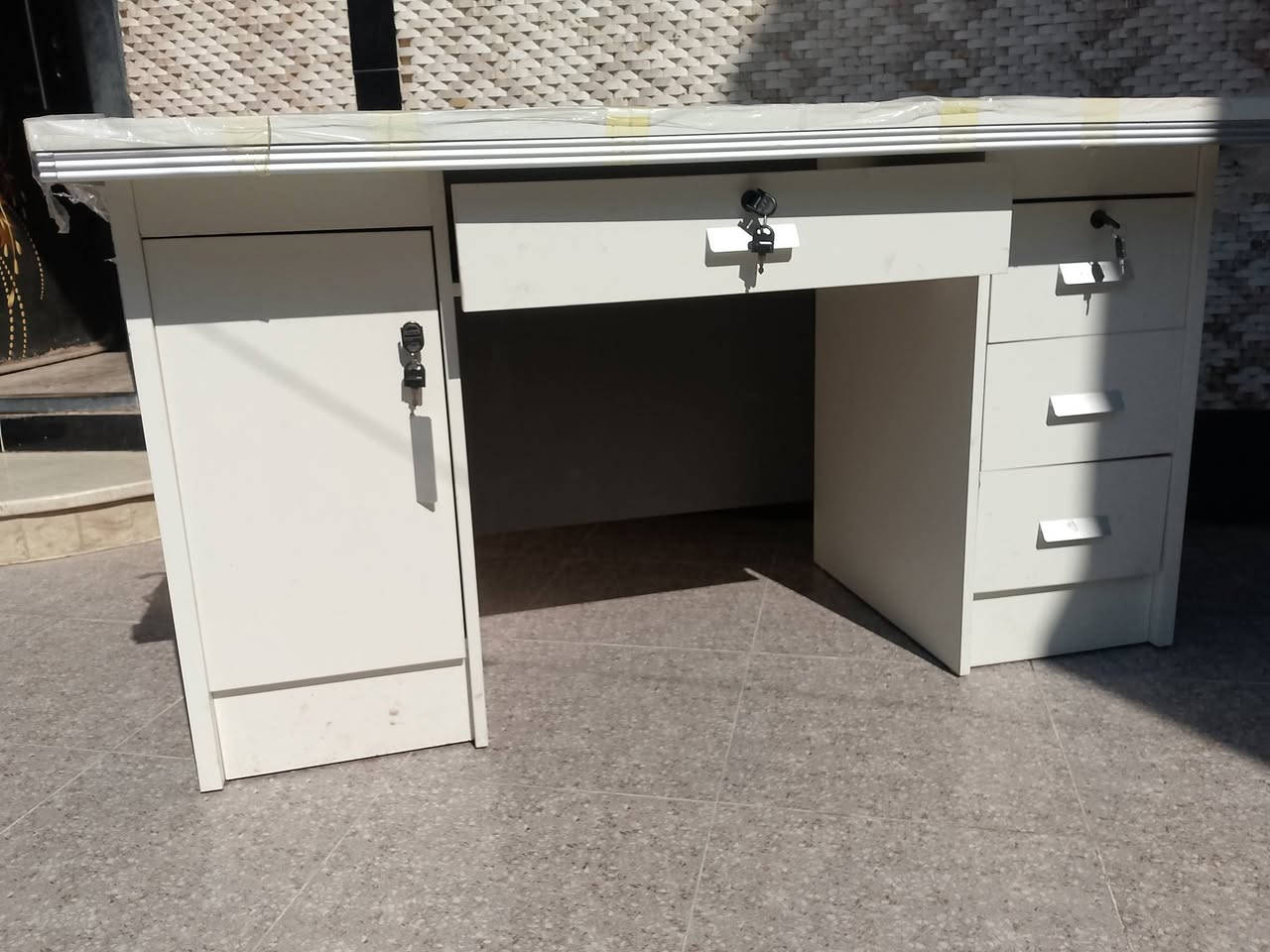 ميز مكتب للبيع
نصافه ١٠٠/١٠٠
ديالى بعقوبة


**إذا كنت صاحب هذا الإعلان وتريد حذفه لأي سبب، رجاءا أرسل رسالة إلى الدعم الفني**