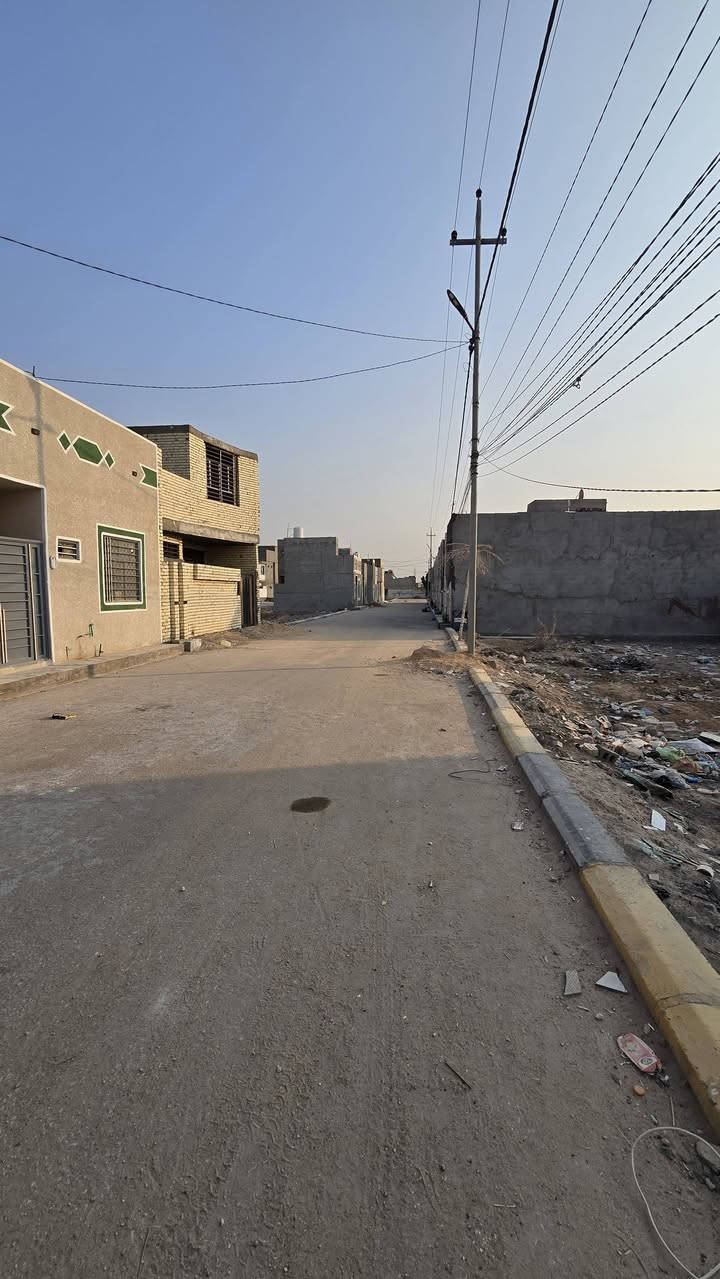 السلام عليكم متوفر قطع ارضي للبيع المساحه ١٠٠متر سند 25طابو زراعي إقرار محكمه تحتوي على كافه الخدمات بيع مستعجل سعر مناسب العنوان كربلاء مجاور سيد اسماعيل داخل مجمع بوابة الجنوب 
***********اسيا وتساب 
***********
