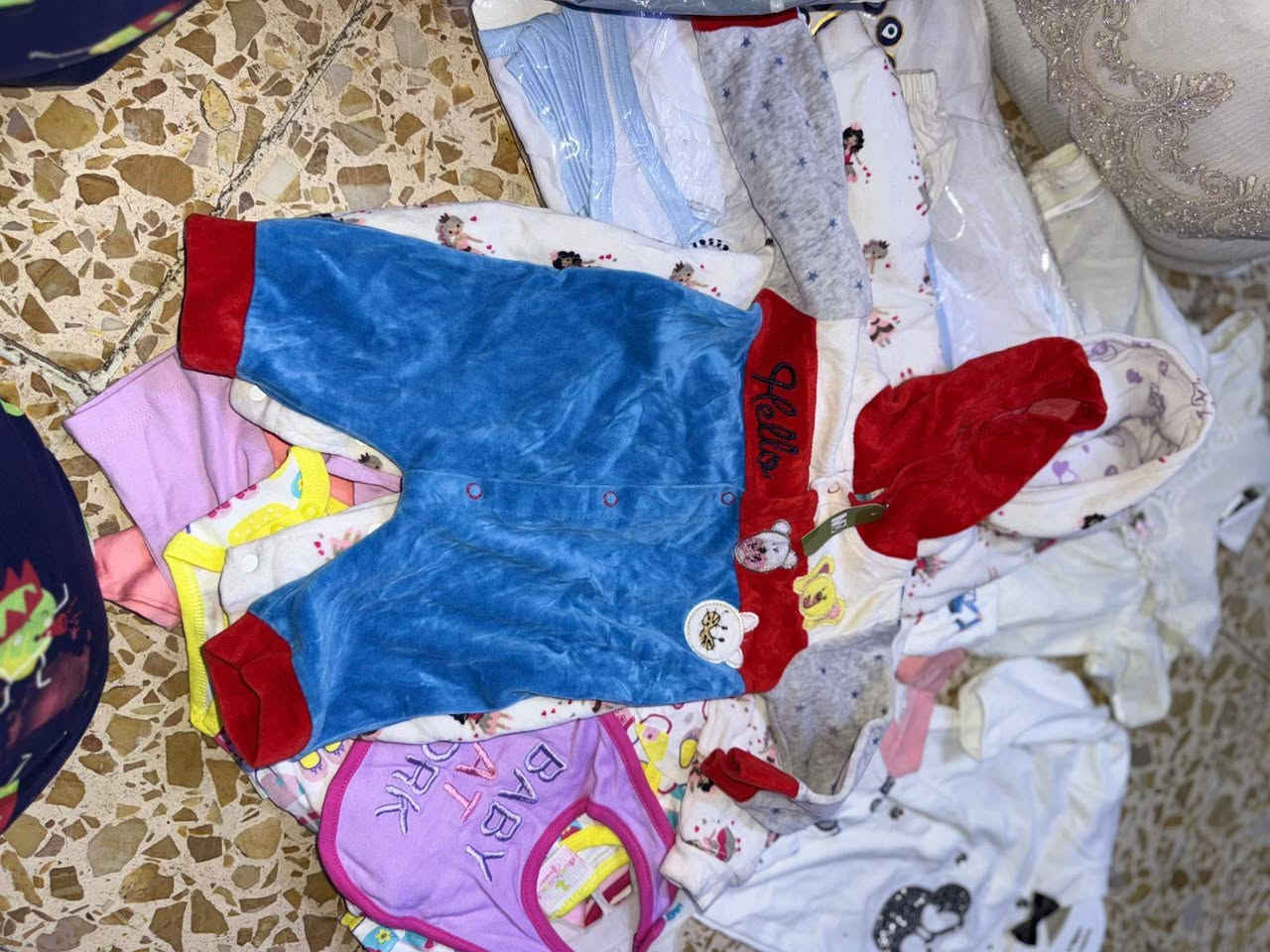 غراض تصفية محل 8 قطع اوفر وبيت وجنطة طفل ب50 مع التوصيل


**إذا كنت صاحب هذا الإعلان وتريد حذفه لأي سبب، رجاءا أرسل رسالة إلى الدعم الفني**