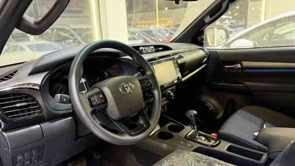 ادفنجر 2025 كويتي زيرو 
السعر 460
مكان السيارة الصويرة
***********
