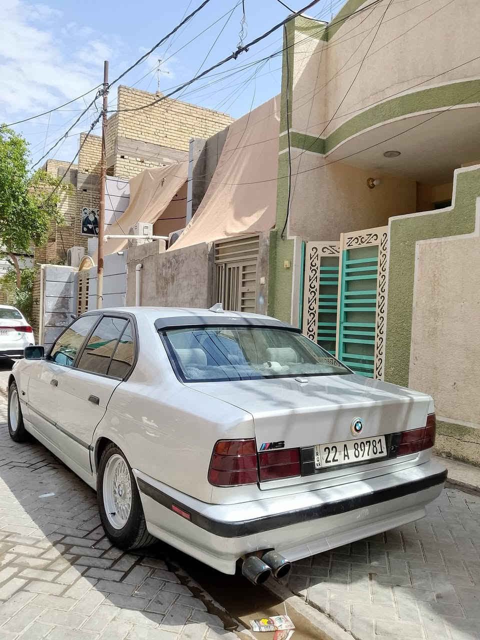 السلام عليكم للبيع بي ام موديل95
6سلندر نصبته حلوه كله شغال تبريد رقم اربيل تحويل ثاني يوم 
مكان بغداد السعر 65بيه مجال رقم ***********
