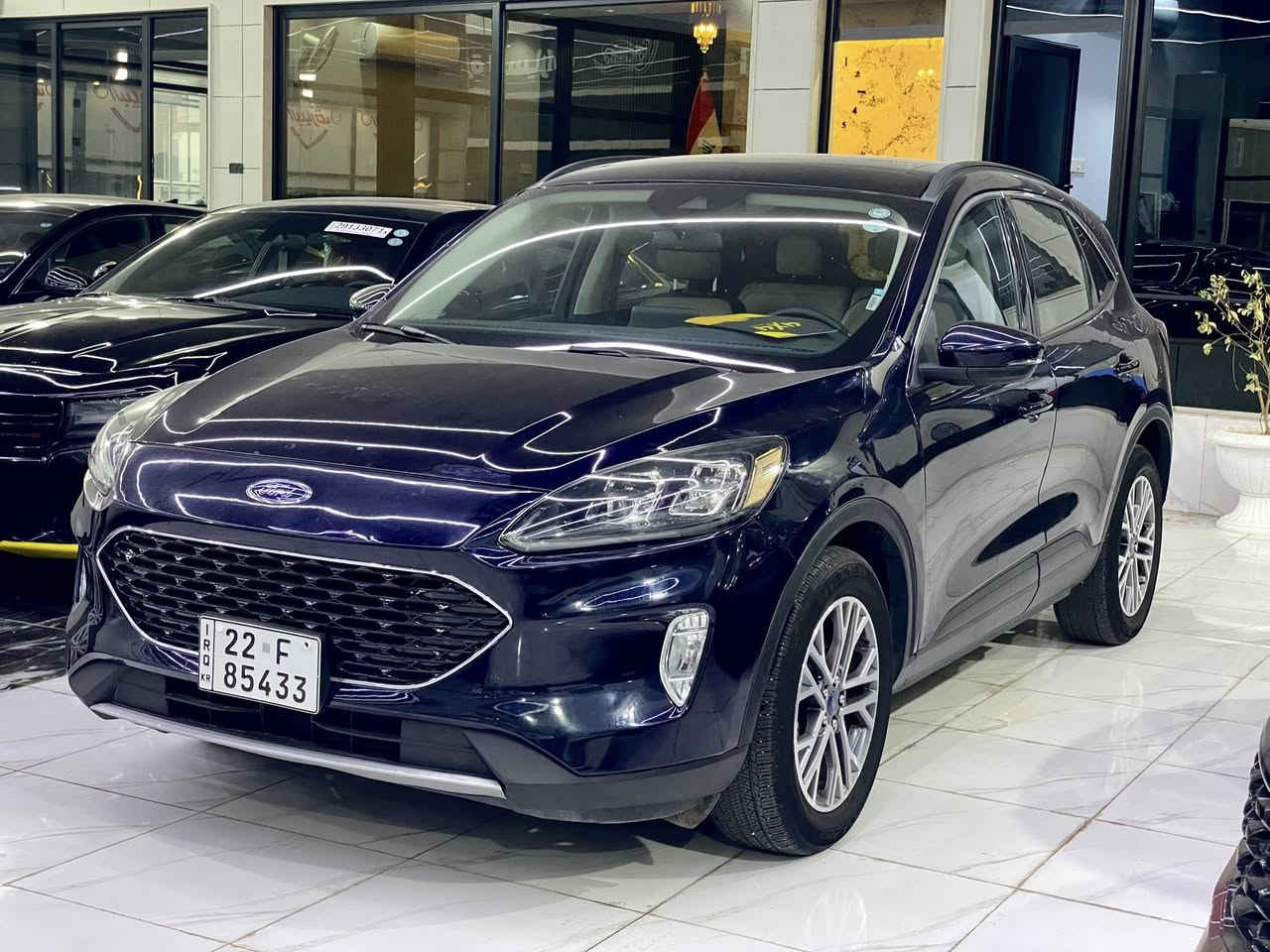 فـورد اسكـيب فوول / #للبيع فقط بدون مراوس
𝐅𝐎𝐑𝐃 𝐄𝐒𝐂𝐀𝐏𝐄-𝐒𝐄𝐋
فورد اسكيب 𝐒𝐄𝐋 فول مواصفات
🔸🔹🔸🔹🔸🔹🔸🔹🔸

🔘الفئة: 𝐒𝐄𝐋 
🔘المحرك: 3 سلندر 1500 توربو
🔘الموديل: 𝟐𝟎𝟐𝟏
🔘اللون: حبري (نيلي)
🔘الممشى: 51 الف
🔘رقم اللوحة: أربـيـل 

📍مكـان السـيارة :- ((( موصل )))

 ✅مرفق صور الضرر + سونار

📌تبديل جاملغ السايق نفس اللون + باب خلف السايق بخ +
 هلال الجاملغ الخلفي صبغ
وبيها اماكن بارد
📌بدون ايرباك 
📌بدون دواخل
📌محرك وكير مكفول
📌لايتات امامية اربع عدسات مال تيتانيوم  اعلى شي
———-—————————
☑️ الــمــواصــفـــات :-

1/تشغيل عن بعد
2/مقاعد وستيرن تدفئة وكهرباء
3/ويل حجم 18
4/تحديد مسار و سرعة
5/كاميرا ورادار امامي
6/سستم ايفون واندرويد(كار بلي) 
7/نظام المفتاح الذكي ودخول تلقائي 
8/نظام إطفاء ذكي
9/ كاميرا خلفية
10/مقاعد جلد
11/انظمة قيادة متعددة 
12/بانوراما
13/صندوق كهربائي
14/اوتو ستوب
15/هاندبريك بصمة 
  🔸🔹🔸🔹🔸🔹🔸🔹

🔺كوبون بانزين موجود

📞للتـواصل /
***********
***********
متوفر واتساب 
او  على الخاص

 ☑️السـعر 140$ مجال بسيط
 
#موصل
—————————————-
