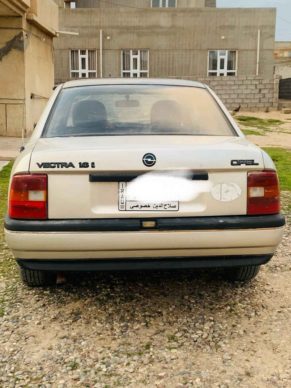 السلام عليكم 
اوبل موديل 1990حجم 1600شرط كير محرك صدر شرط وتايرات نضاف للستفسار ***********
***********
