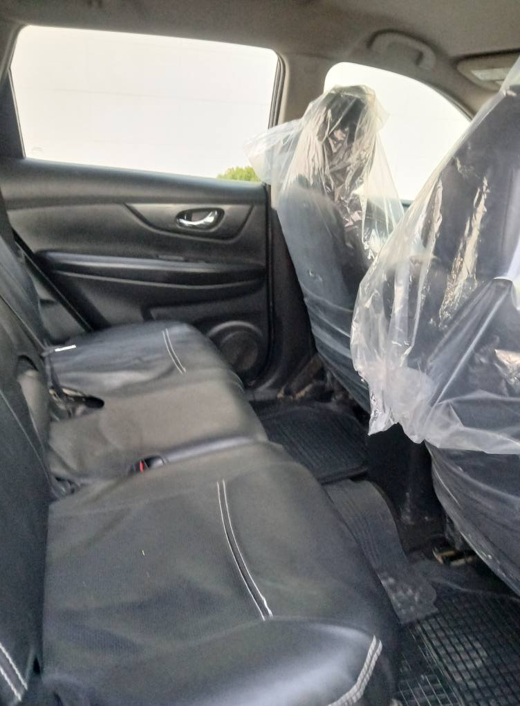 نیسان ڕۆگ 2016 SL  دەبل ئەکسل بەسمە کوشن کارەبایی کوشن جلد و،هیتەر ئاوێنە کارەبایی تەنها سلاید نیە دوو پارچەونیوی پێشی هەیە شاسی وبەتانەی نەگرتیە  هەموو شتی نوێیە نرخی 124وەرەقەیە ...هەولێر *********** أربيل, العراق
