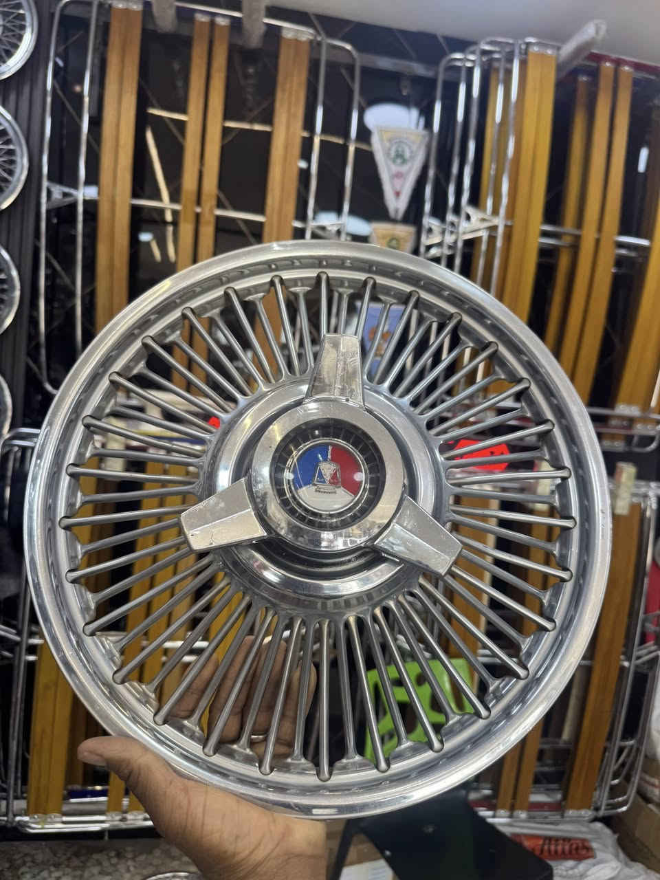 السلام عليكم
تخم كبات كلكسي 
كماليات حمودي القريشي 
بغداد حي العامل 
***********
