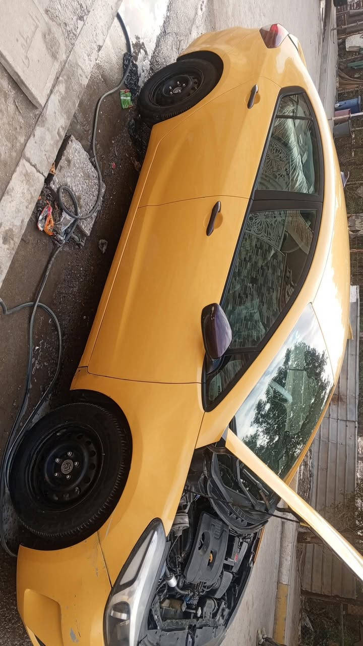 سلام عليكم.. فورتي 17 رقم بغداد سياره ماشيه 140 حادثه جاملغ وبنيد بدون دواخل بدون تبديل بدون اريباك سياره بسمي كامله بيها منضومه غاز ***********. ...... سعر 117 وبيه مجال لطيبين .... مكلف بنشرر
