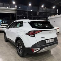 سبورتج موديل 2023  رقم أربيل  ماشيه 76 الف  هاتف 07710044227