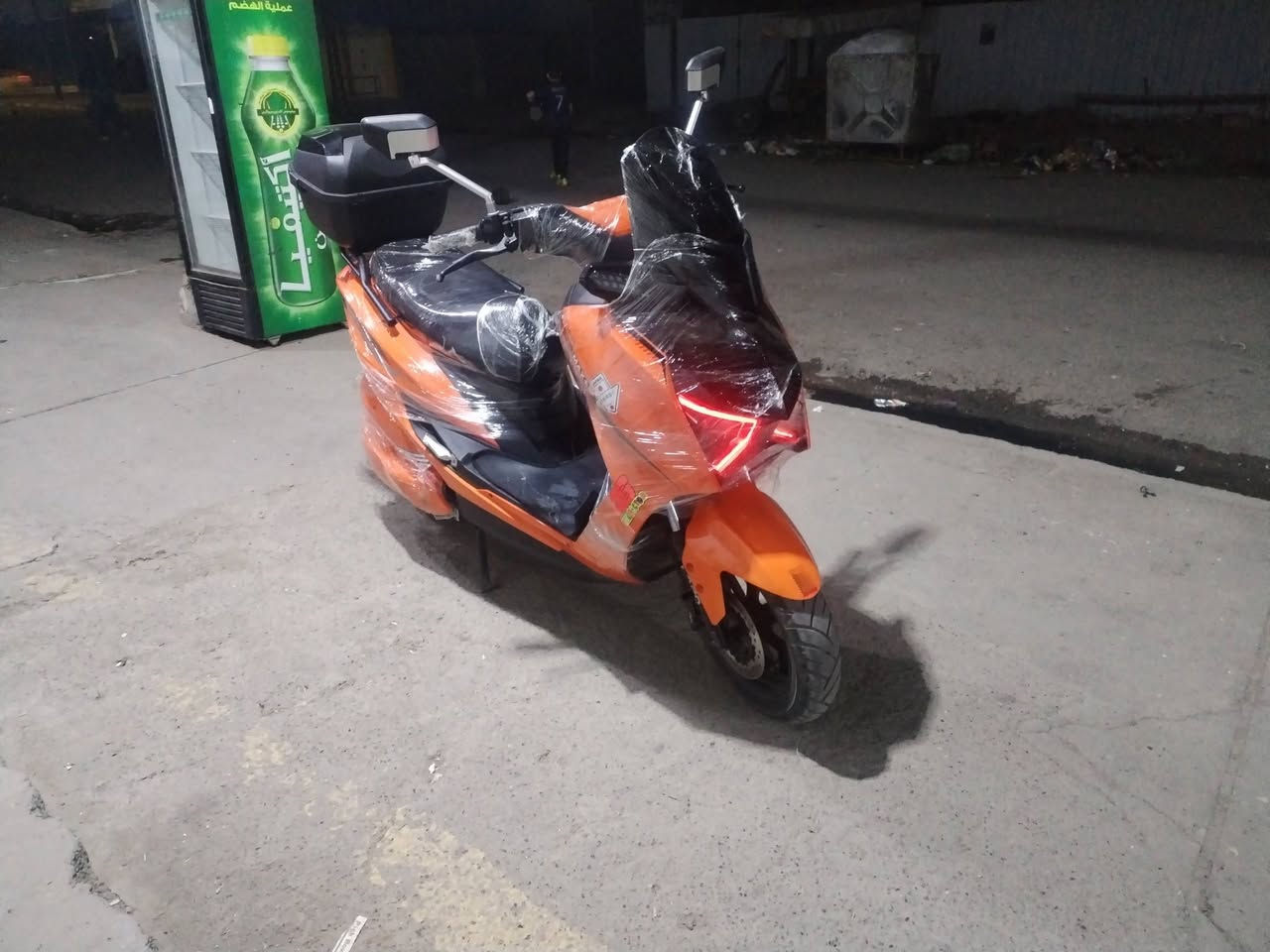 السلام عليكم ماطور شحن للبيع استعمال 3 اسابيع تقريبا
ماكس ون ليثيوم APO بي ام اس سمارت ذكي يربط عل موبايل يطلع تفاصيل البطاريه الليثيوم بل كامل عمر البطاريه اقل شي 3 سنوات ماطور فول موصفات كلشي بي ملف 3100 واط سرعه 90 حقيقي 100 %100
بك لايت ال اي دي لايت امامي علي ناصي رماش مع نشره اماميه تتحكم باألونه بل موبايل السعر مليون و375 وبي مجال قليل للشراي
*********** مكاني موصل ما شراي رجاء لاتخابر
