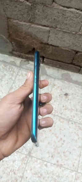 واي9برايم ذاكر 128مبدل شاشا اصليه العنوان بغداد دوره ابو دشير الضغط السعر75 ***********
