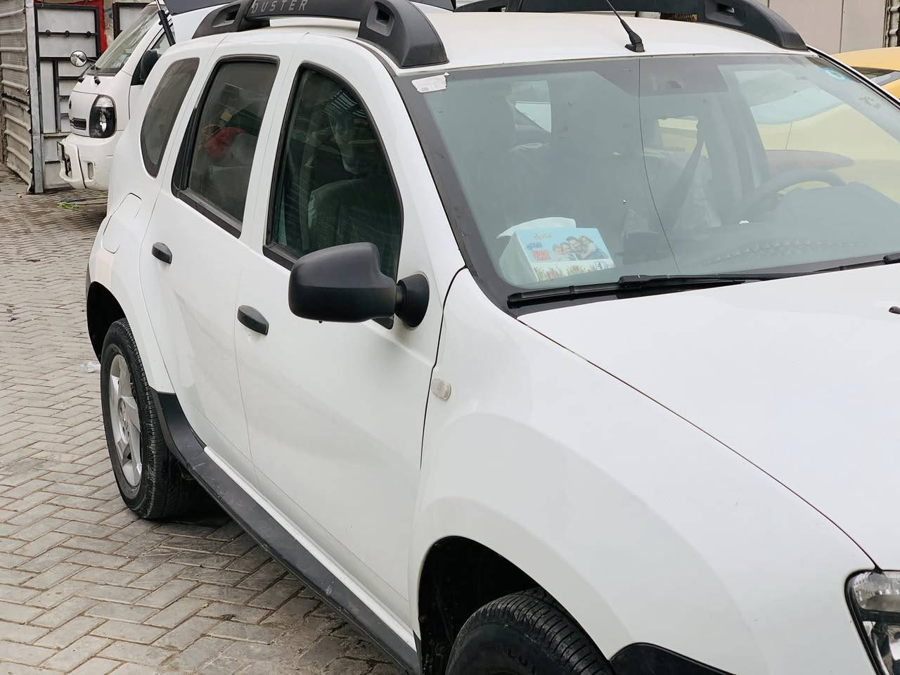 للبيع رينو داستر موديل 2018رقم بغداد تحويل ثاني يوم سنوية جديد هزه جديد مكفوله من صبغ فقط طخه بسيطه مكينه 2000المرغوب كير ميكانيك السياره استلام الشركه العامه جاهزه كير،مكينه صدر تخم تاير،مابيها اي نقص خير من الله السعر 100 أو بيه مجال ***********
