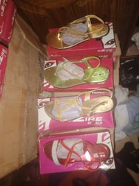 بيعا مستعجله جدآ لحك لولا وخلصنا تقريبن جركز جميع القياسات ومديل احلى ...