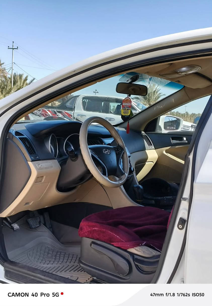 السلام عليكم للبيع سوناتا  خليجي مديل 10 رقم سليمانيه نكلبزي بسم الكردي السياره كفاله عامه مكينه 2400 السياره جاهزه من كلشي المكان الدوانيه *********** //***********
