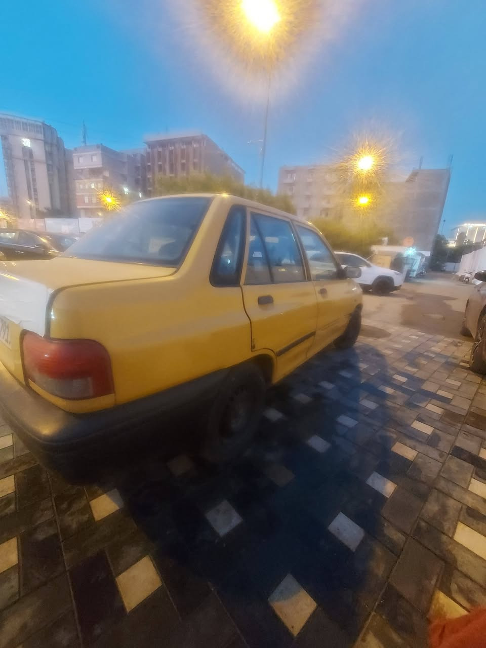 السلام عليكم سايبا ١٢ رقم انكليزي ب اسمي تحويل ثاني يوم مصفر هيئه و غرامه كير مكينه خير من الله كهربائيات كلها شغاله
ادامه كامله للسياره قبل شهر من صدر و دبلات و تايرات 
السعر ٢٨ 
*********** بي واتساب
