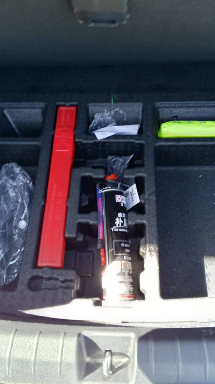 بي وايدي للبيع 2025
مكان سياره تكريت 
سياره صارله 46 يوم يمي اخذتها زيرو ما ماشيه 
سعر 20 مليون قفل 
رقمي ***********
